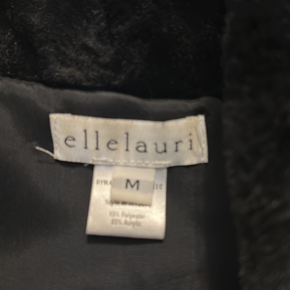 Black Elle lauri faux fur vest - Picture 2 of 2
